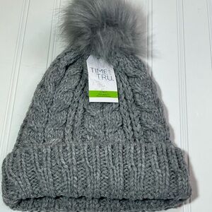 Time and Tru Gray Cable Knit Cozy Lined Beanie with Pom NWT